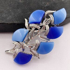 VINTAGE Blue thermoset plastic silver tone metal leafy branch brooch 1950s pin